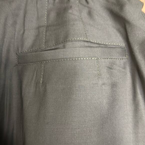 Vintage NWT Umberto Ginocchietti Midi Dark Olive Green Skirt - Picture 5 of 8